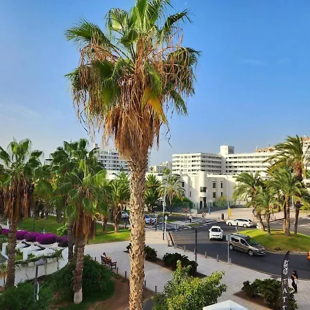 Luxury Unique Flat With 2 Swimming Pools Apartment