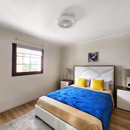 Apartment Luxury Unique Flat With 2 Swimming Pools *